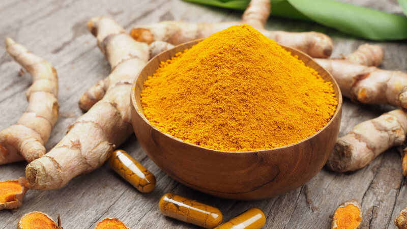 Curcumin được chiết xuất từ củ nghệ vàng