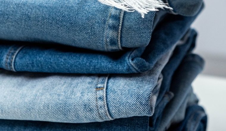 Cách chữa quần jeans rộng lưng chỉ với vài thao tác đơn giản đến không ngờ