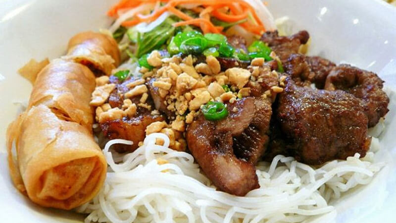 Bún thịt nướng Bà Hạt