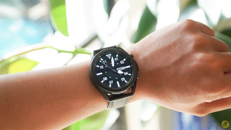 Samsung Galaxy Watch 3 41mm viền thép bạc dây da Samsung Galaxy Watch 3 41mm viền thép bạc dây da