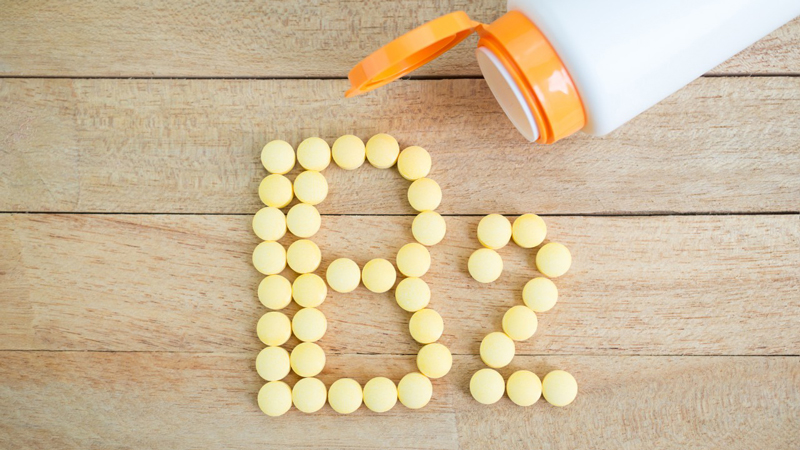 Vitamin B2, hoặc riboflavin, là một loại vitamin tan trong nước, có tự nhiên trong một số thực phẩm