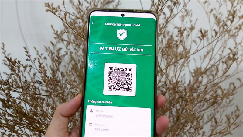 Cách ẩn thông tin cá nhân trên thẻ xanh Covid