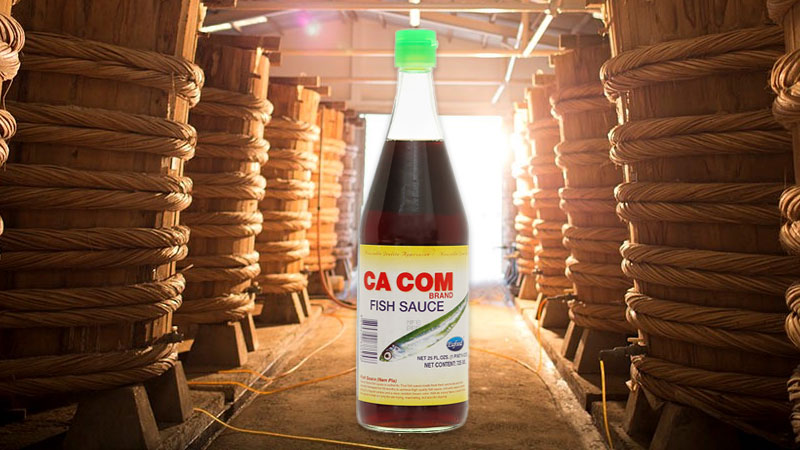 Nước mắm cá cơm Eufood dung tích 725 ml