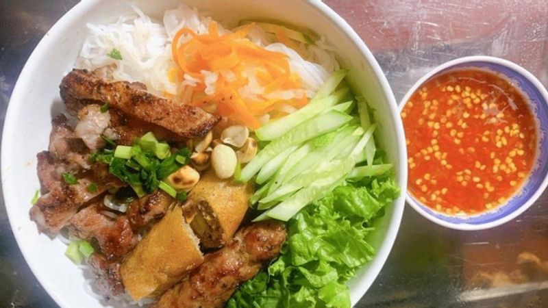 Bún Thịt Nướng & Hủ Tiếu Miền Tây