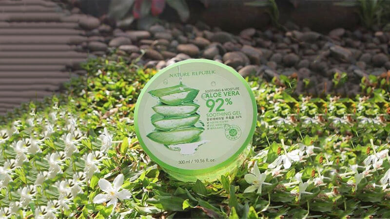 Aloe vera gel also has excellent nail nourishing effects