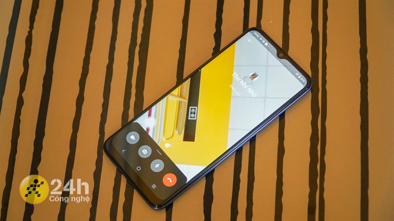 Selfie, video call cực ổn cùng Vivo Y15a Selfie, video call cực ổn cùng Vivo Y15a