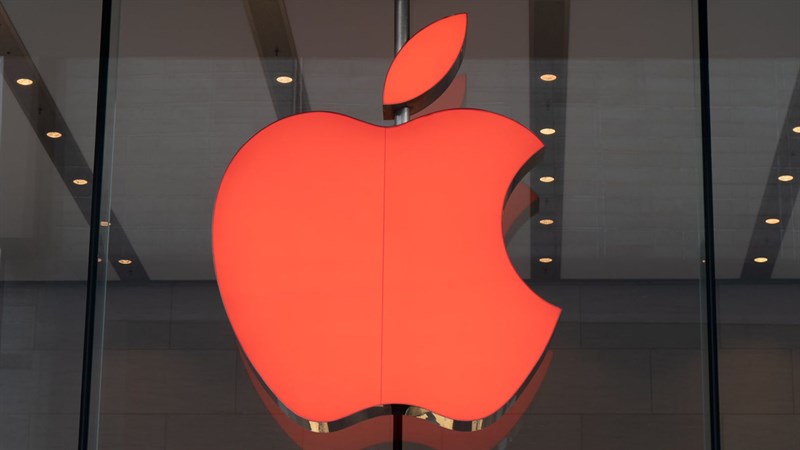 Apple kỷ niệm 15 năm hợp tác với (RED)