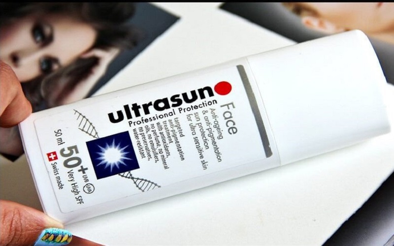Kem chống nắng Ultrasun Face Anti-Ageing & Anti-Pigmentation Sun Protection SPF50+