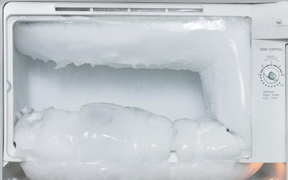 Bộ phận xả đá tủ lạnh gồm những thiết bị gì?