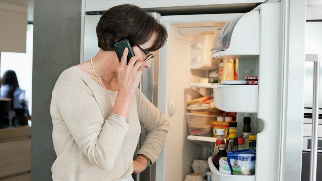 Tủ lạnh bị rò rỉ gas ảnh hưởng đến môi trường và sức khỏe người dùng