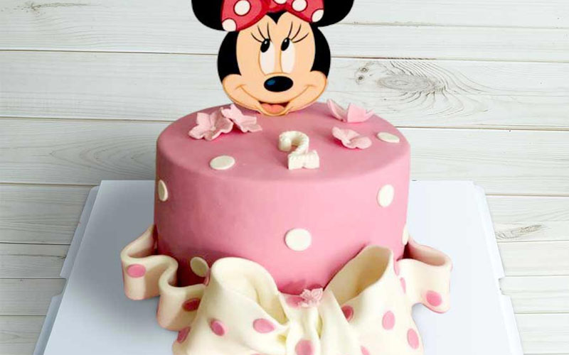 Bánh kem sinh nhật hình loài chuột Minnie nơ hồng