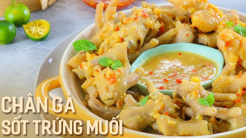 Chân gà sốt trứng muối