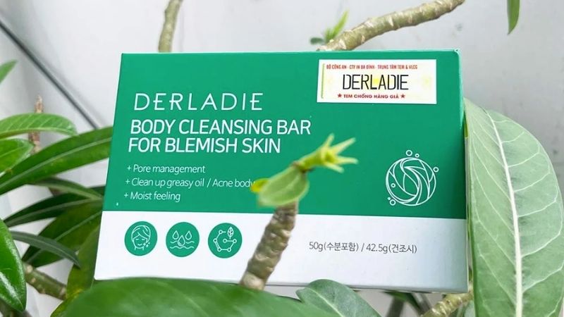 Xà phòng trị mụn Derladie Body Cleansing Bar For Blemish Skin có trị mụn lưng?