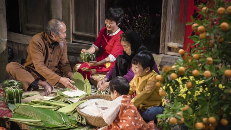 Hình ảnh Tết sẽ giúp bạn lưu giữ những khoảnh khắc đáng nhớ của ngày Tết. Cùng khám phá những bức ảnh đẹp, màu sắc tươi tắn, mang đến một Tết tràn đầy yêu thương và hạnh phúc.