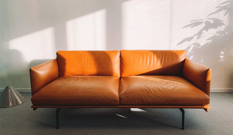 5 cách tẩy vết mực trên ghế sofa bằng da hiệu quả tức thì
