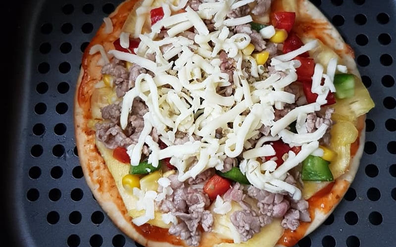 Làm pizza tại nhà không cần lò nướng