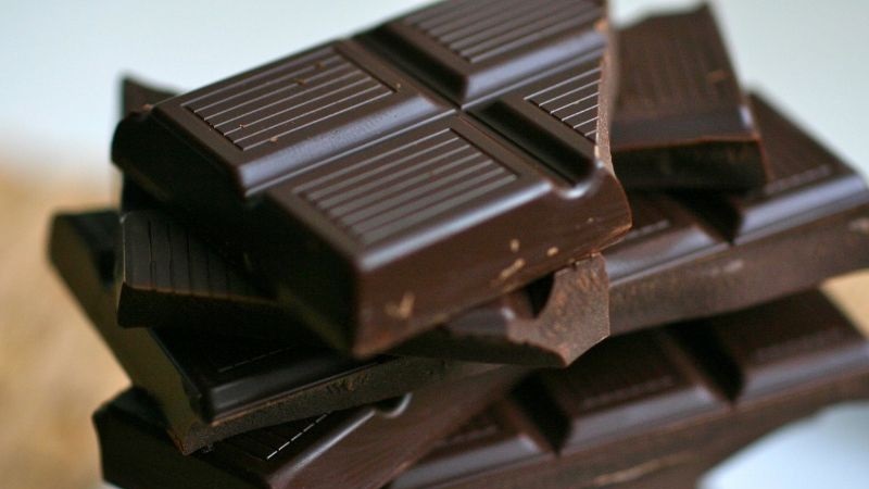Chocolate đen là thực phẩm giàu calo tăng cân hiệu quả