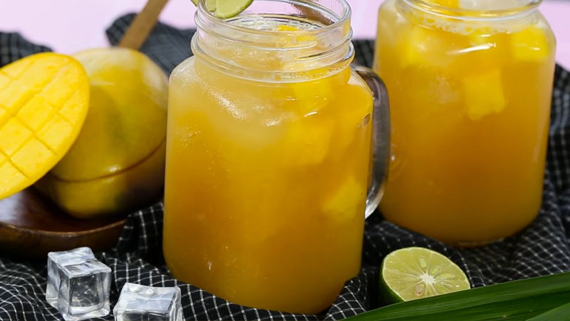 Detailed instructions on how to make mango syrup at home, both delicious and safe