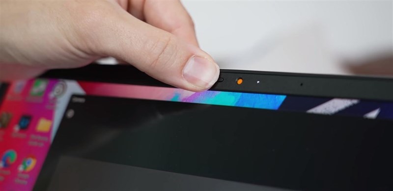 Nắp che webcam vật lý của ASUS ViVoBook Pro 14X OLED Nắp che webcam vật lý của ASUS ViVoBook Pro 14X OLED