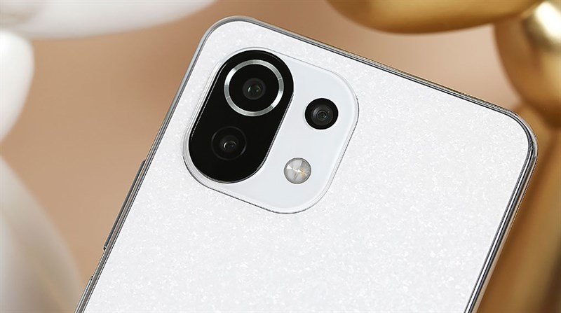 Thiết kế của Xiaomi 11 Lite 5G NE Thiết kế của Xiaomi 11 Lite 5G NE