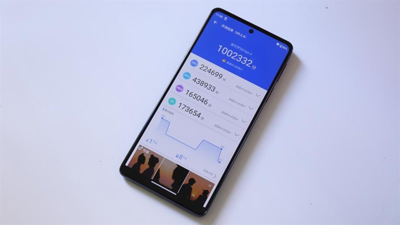 Moto Edge X30 dễ dàng đạt 1 triệu điểm Antutu Moto Edge X30 dễ dàng đạt 1 triệu điểm Antutu