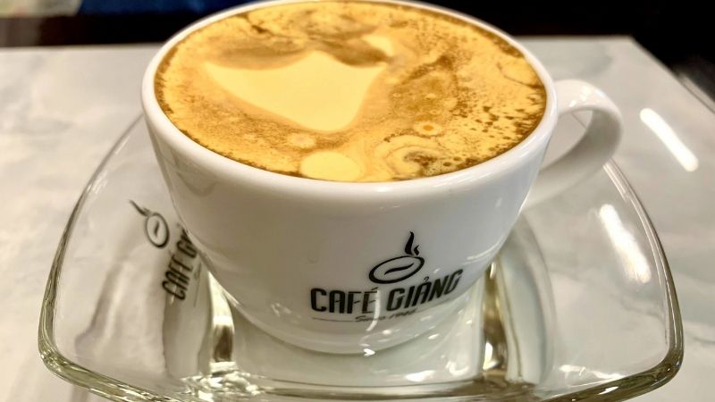 Nguồn gốc của cafe trứng bắt nguồn từ quán Cafe Giảng.
