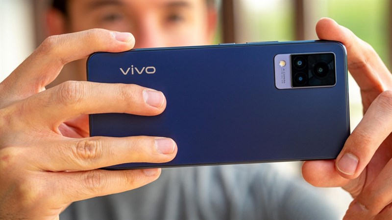 Săn liền 2 mẫu điện thoại Vivo giảm giá 12/12, có hỗ trợ trả góp 0%