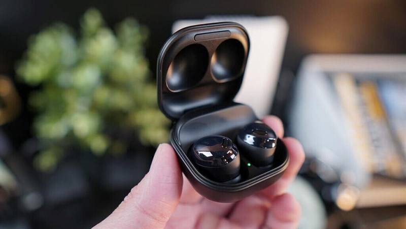 Hộp sạc Galaxy Buds Pro 2 sẽ có pin lớn hơn