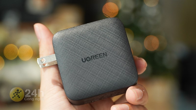 Phích cắm của củ sạc Ugreen GaN 65 W