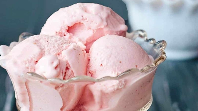 Summary of 4 ways to make cool and attractive banana milk ice cream