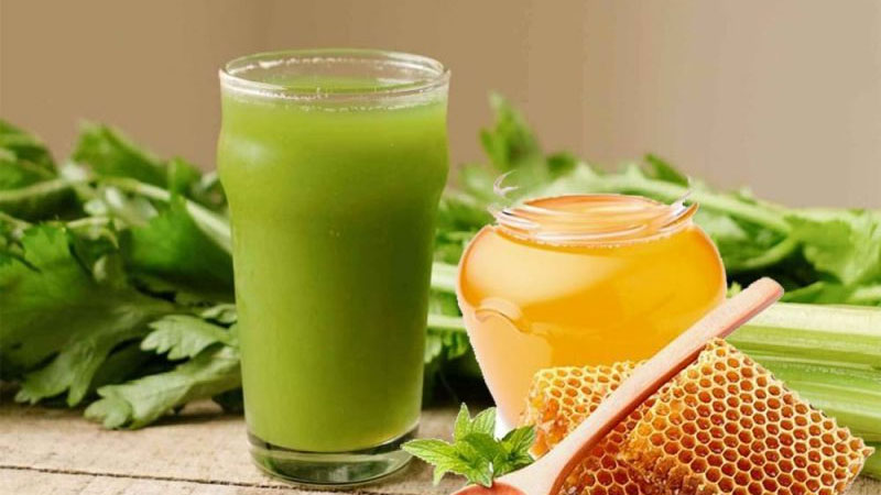 Honey Celery Powder có vị ngọt dịu rất dễ uống