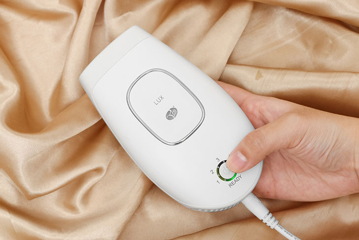 Máy triệt lông mini tốt nhất hiện nay, kinh nghiệm mua máy triệt lông > Máy triệt lông Rio IPHH