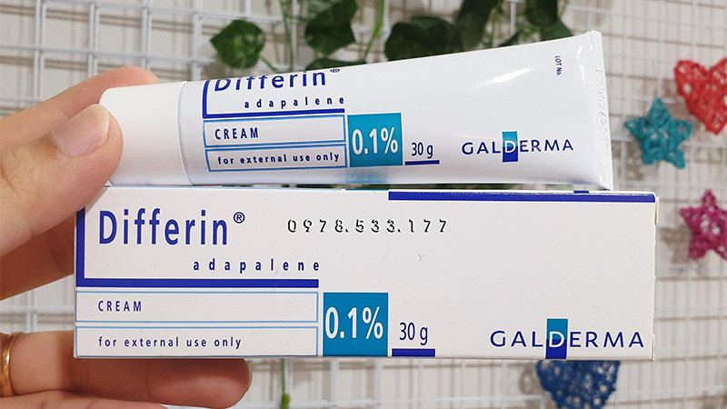 Kem trị mụn Adapalene Differin là một sản phẩm được sản xuất bởi Công ty Dược phẩm Galderma - Pháp