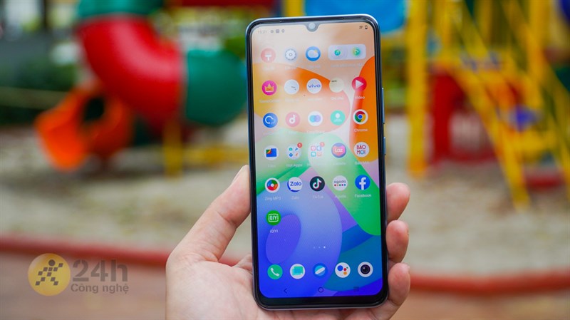 Sự hài hòa trong tổng thể của màn hình Vivo V23e