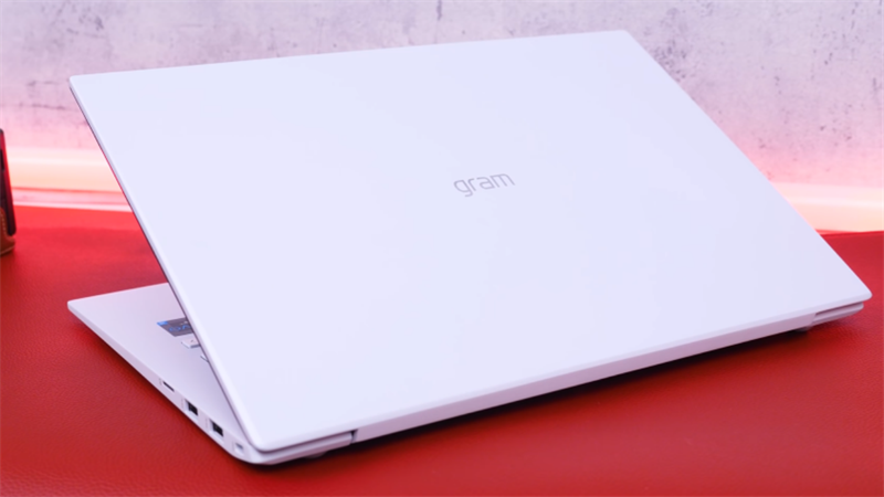 Thiết kế Laptop LG Gram 14 2021 i7