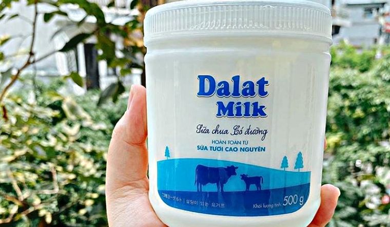 Sữa chua Dalat Milk có tốt không? Trẻ em dùng được không?