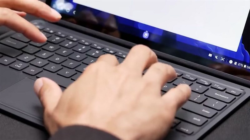 Viên pin bền bỉ cực ấn tượng. Nguồn: Techtalk TV