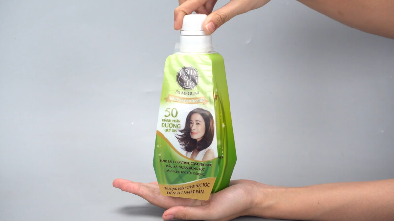 Dầu gội Megumi Control Shampoo ngăn rụng tóc