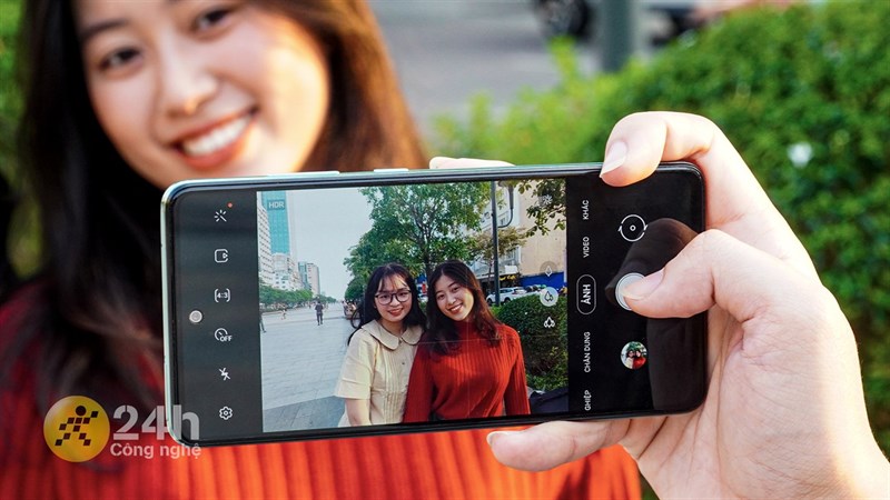 Galaxy A52s 5G cho thời lượng pin cực lâu