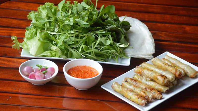Ram bắp cũng là một món rất nổi tiếng của quán Sinh Nguyễn