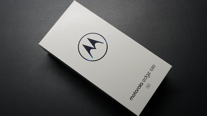 Hộp đựng của Motot Edge S30 Hộp đựng của Motot Edge S30