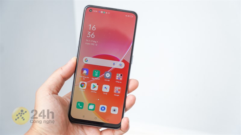 Phía trước của OPPO Reno6 Z 5G Phía trước của OPPO Reno6 Z 5G