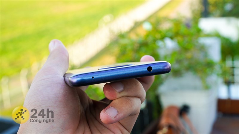 Đây là cạnh trên của Nokia G10
