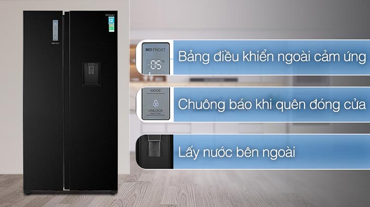 Tủ lạnh Casper có khay lấy nước bên ngoài cửa tủ thuận tiện