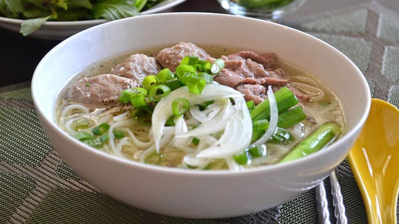 Tô phở thơm lừng rất hấp dẫn