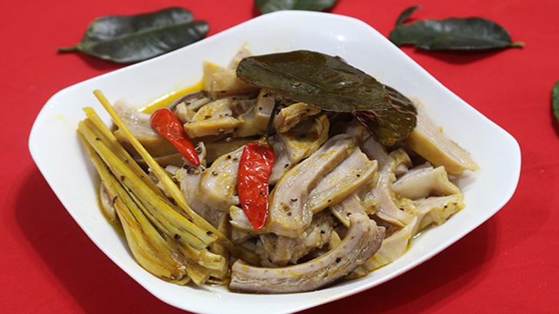 How to make delicious lemongrass steamed stomach for cold days