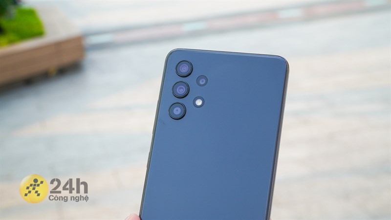 Cụm 3 camera trên Samsung Galaxy A32 Cụm 3 camera trên Samsung Galaxy A32