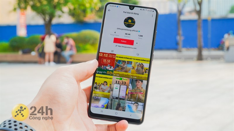 Samsung Galaxy A32 là chiếc smartphone rất thích hợp cho những bạn cần một thiết bị màn hình đẹo, pin lâu Samsung Galaxy A32 là chiếc smartphone rất thích hợp cho những bạn cần một thiết bị màn hình đẹo, pin lâu