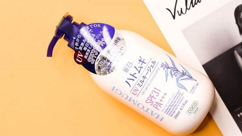 Sữa dưỡng thể chống nắng Hatomugi SPF 31 PA+++