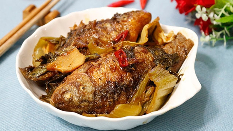 Instructions on how to make attractive braised carp with pickles, the whole family swoons